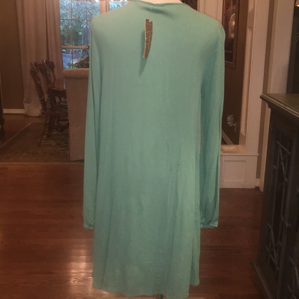 Gorgeous blue green dress 👗 from Francesca’s - Picture 7 of 8